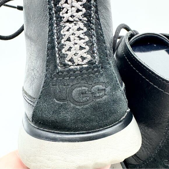 UGG Men's Freamon Grain Leather Desert Boots Black Size 9.5 Office Preppy Casual - Picture 9 of 12